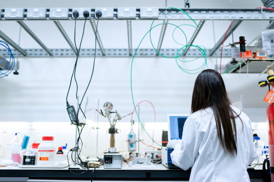 Biologisch abbaubare Einweg-Batterie von Empa